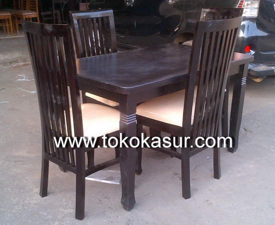 meja makan minimalis, balelo, meja makan kayu